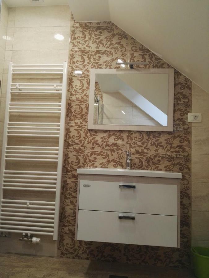 Apartmaji Zupan بوهينيسكا بيلا المظهر الخارجي الصورة