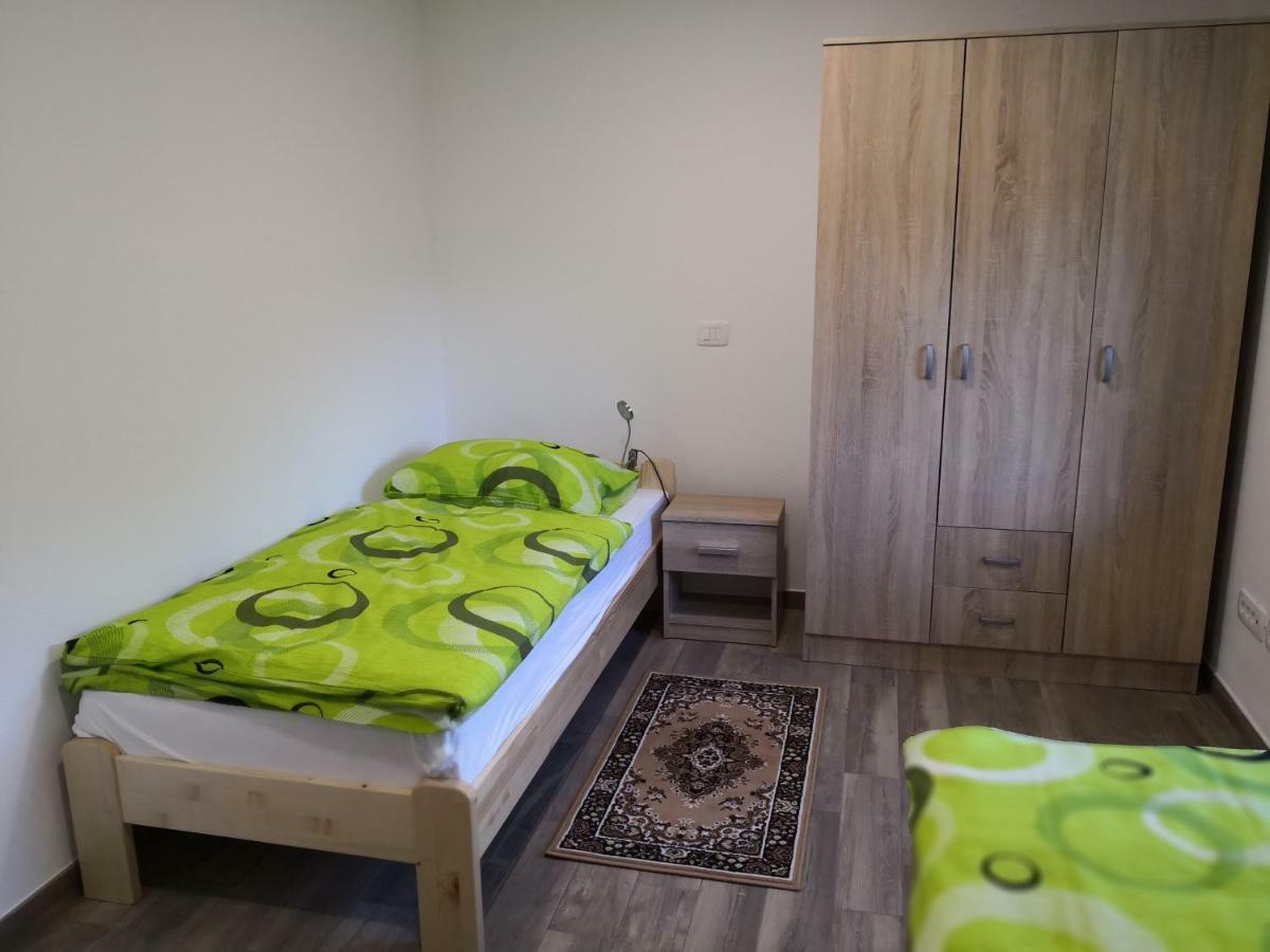 Apartmaji Zupan بوهينيسكا بيلا المظهر الخارجي الصورة